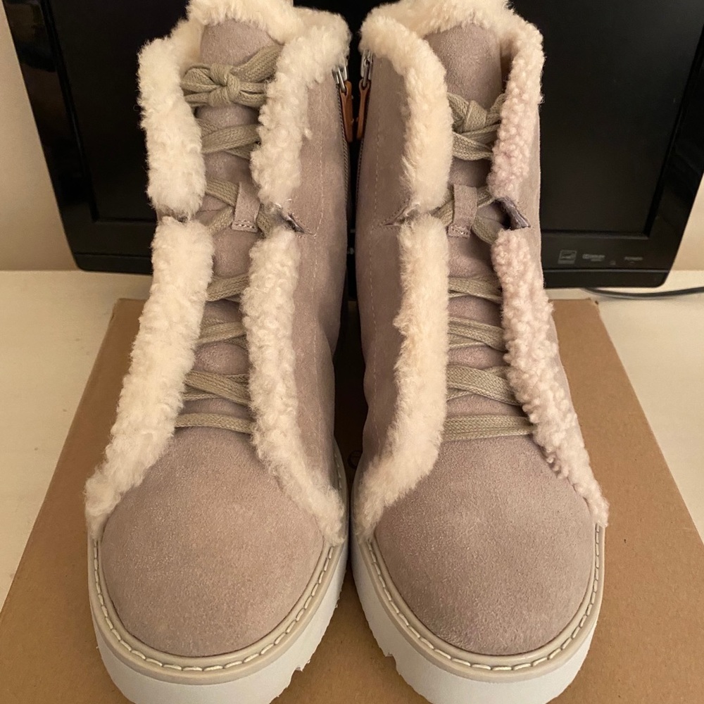 Gentle Souls Trevor Hiking Cozy Boot